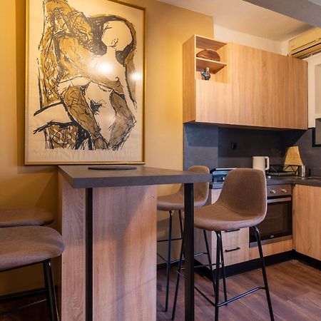 • Skopje Downtown ǀ 2 Bedrooms ǀ Parking • Zewnętrze zdjęcie
